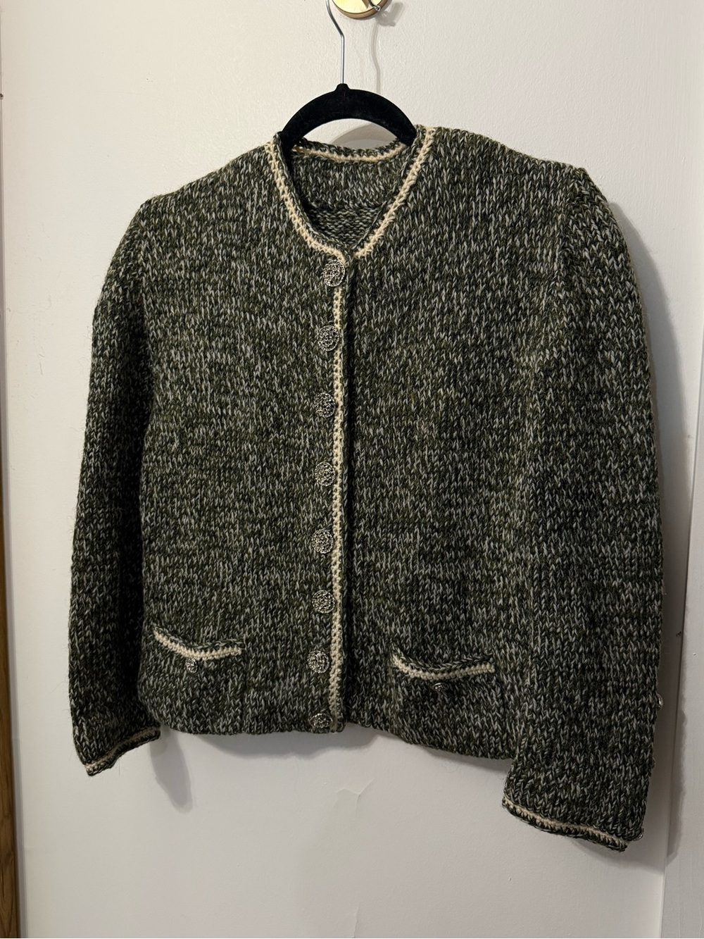 100% Wool cardigan in olive and creme medium/large